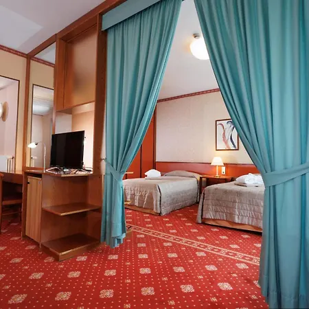Savoia Thermae & (adults Only)